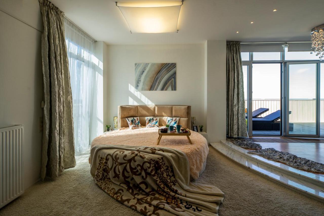 Skyhouse Riga Private Penthouse And Spa Экстерьер фото